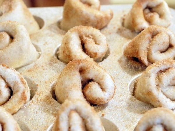 Izvrstne cimetove rolice iz 3 sestavin